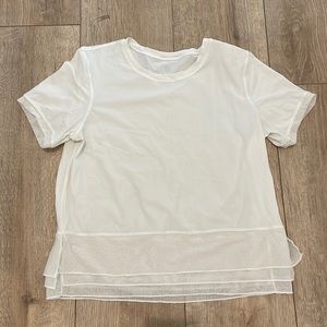 Lululemon short sleeve shirt
